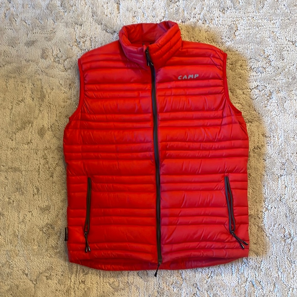 CAMP vest